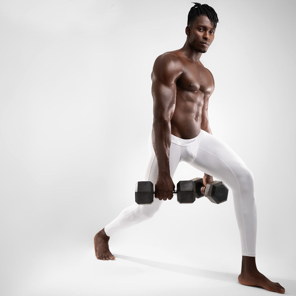 De OPKOMST VAN LEGGINGS VOOR MANNEN: VAN DAILY BASICS TOT KINKY FASHION STATEMENTS